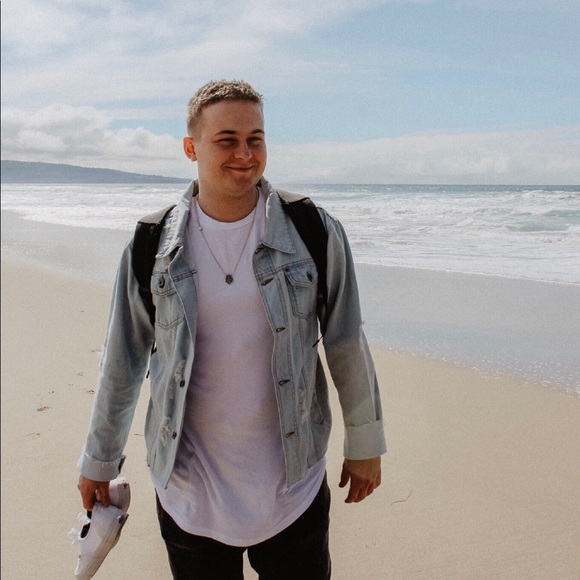 Meet your Posher, Cody - Picture 1 of 1